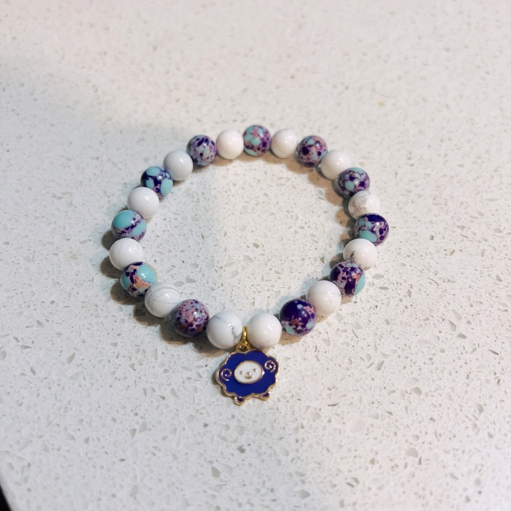 Artsique bracelet handmade
